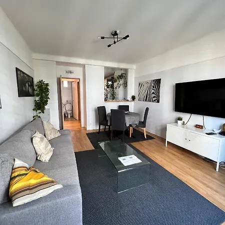 Grand F2 Vue Sur La Maison De Georges Brassens Apartment