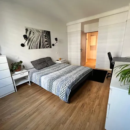 Apartamento Grand F2 Vue Sur La Maison De Georges Brassens Paris